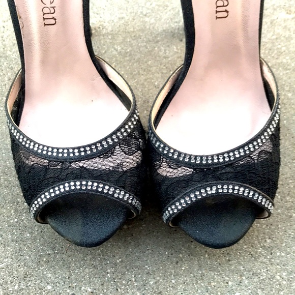 Cathy Jean shoes - Picture 2 of 7